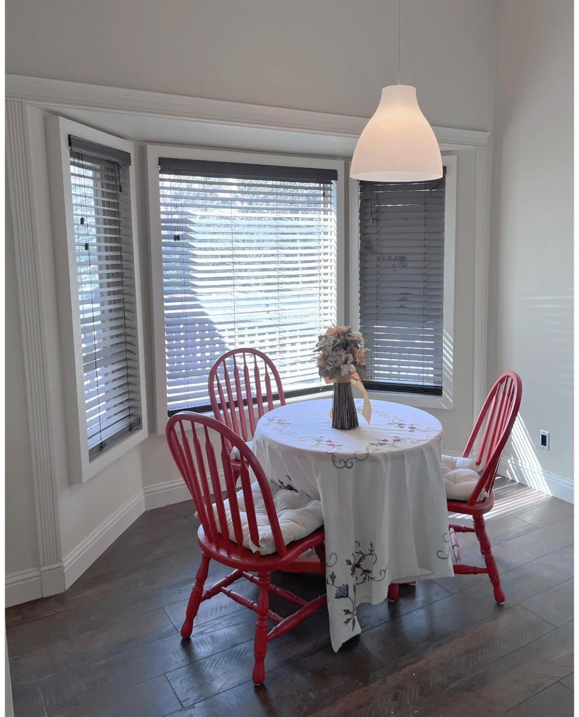 Appartement Calgary-Banff House Close Lrt&Dt&Free Parking Extérieur photo